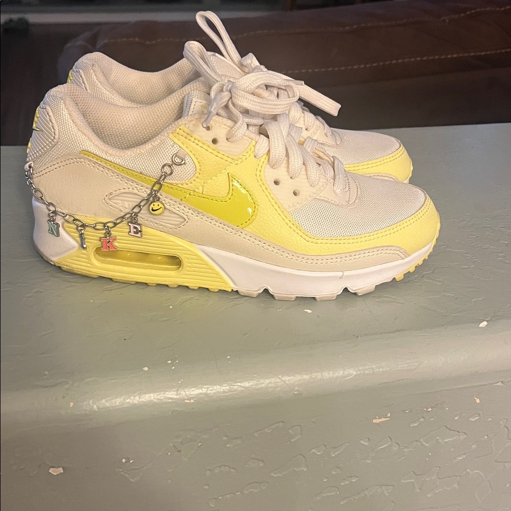 Nike Air Max 90 Princess Charming